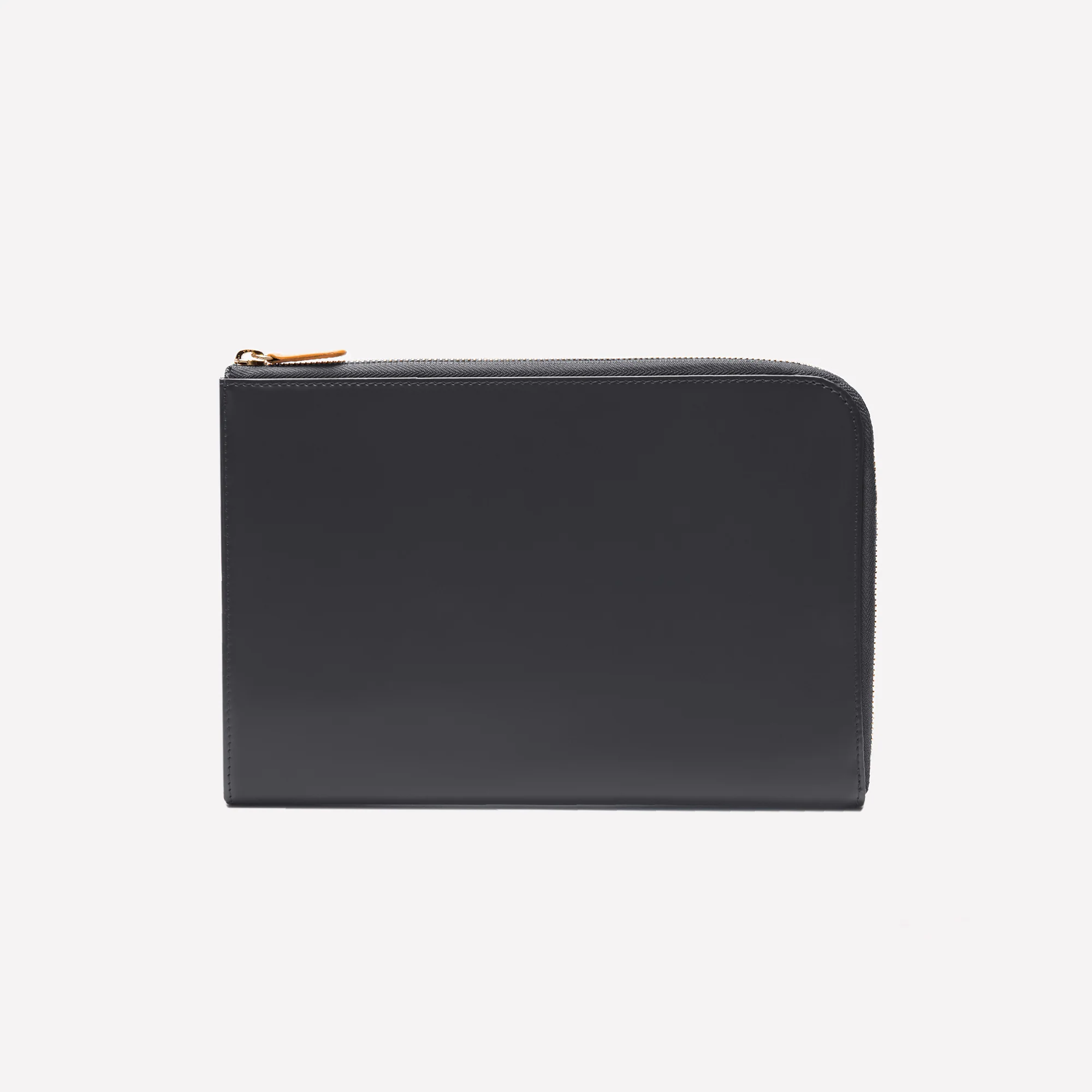 Bridle Hide Medium Zip Pouch - Image 35