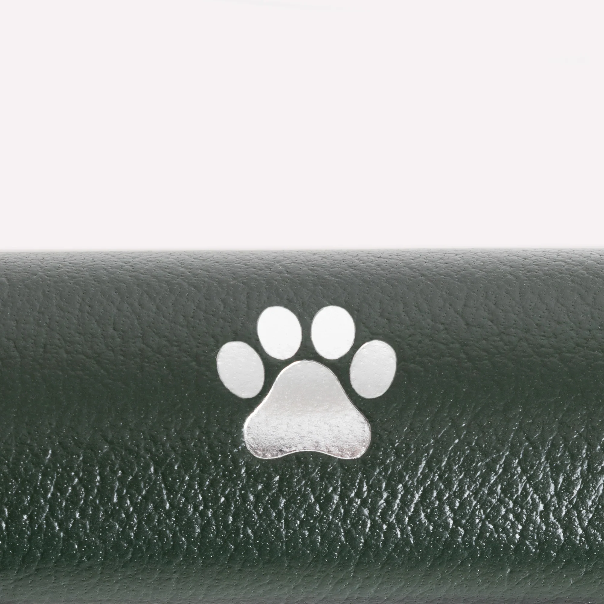 Capra Small Pet Pill Case - Image 12