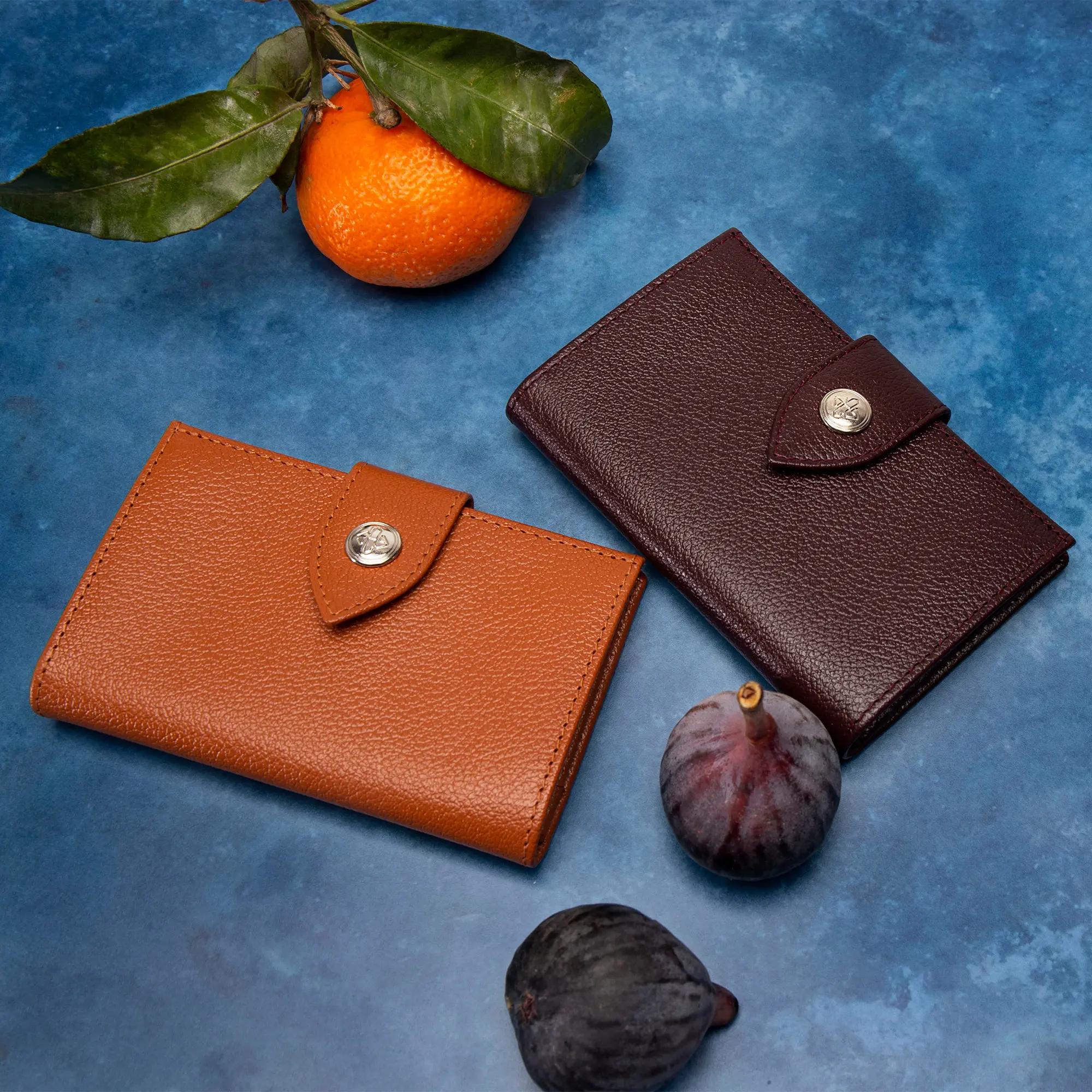 Capra Visiting Card Case With Tab - Image 12