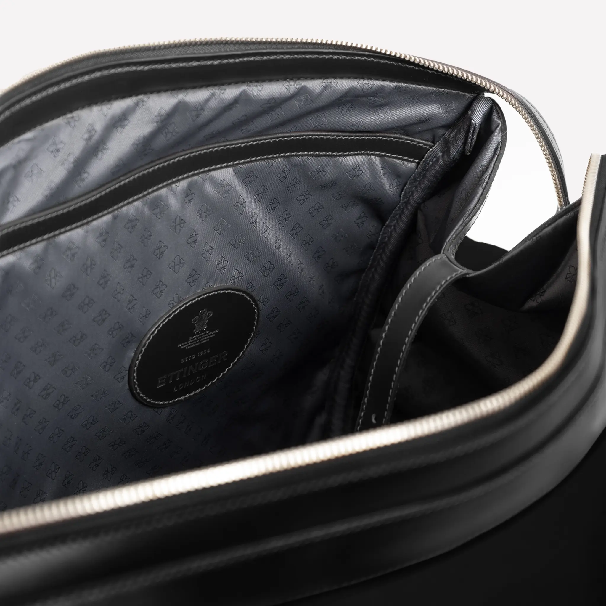 Pursuits Hurlingham Overnight Bag - Image 23