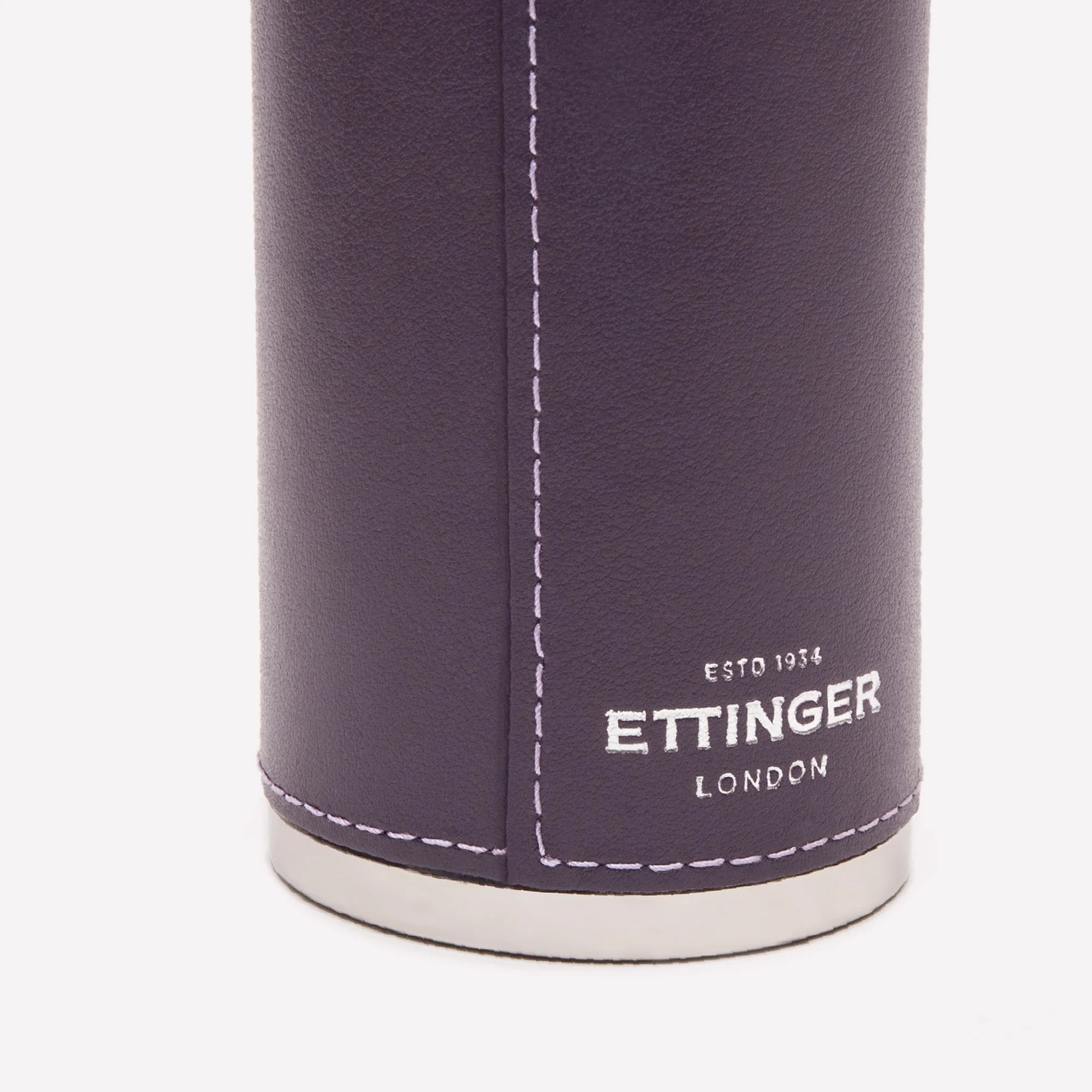 Sterling 8oz Hunter Flask with 4 Cups - Image 13